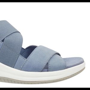 Easy Spirit Deyne sandal- 8.5